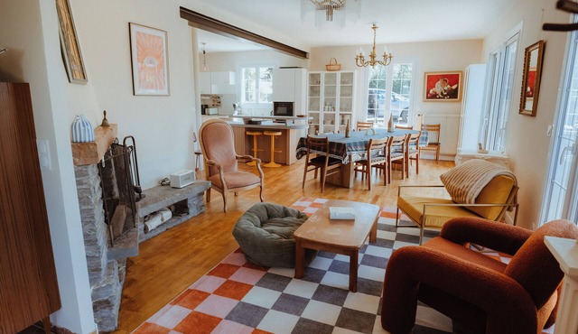 Villanona - large house with jacuzzi, billiards, table tennis, garden with petanque area