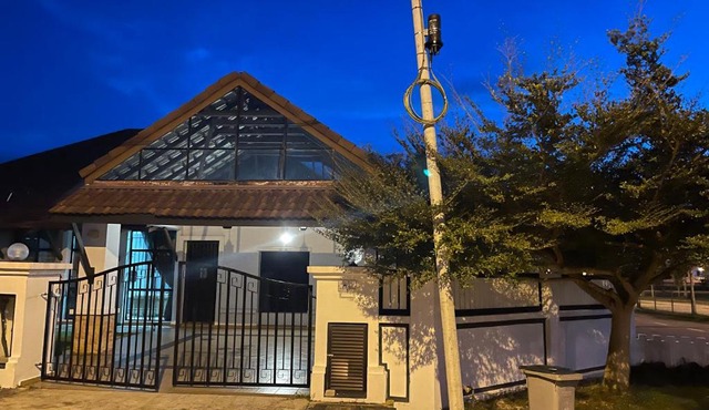 VillaParadise Homestay