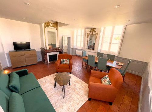 Villaret - Très spacieux en Coeur de Ville - 2ème étage