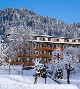 Villars Lodge