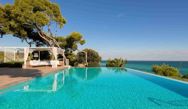 Villas Brisa del Mar. Front line/Spectacular sea views by Weekly Villas