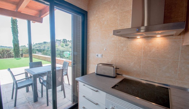 Villas Costa Brava, Villa Pinares, 8 persons, Private Pool, Wifi,