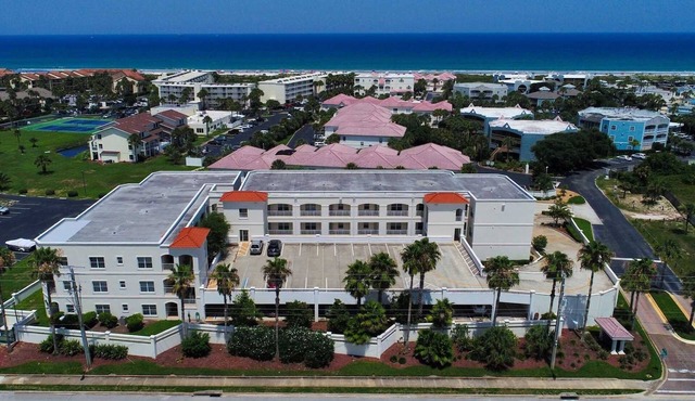 Villas of Ocean Gate #208 Ocean side 2 bedroom, pool view, pet friendly