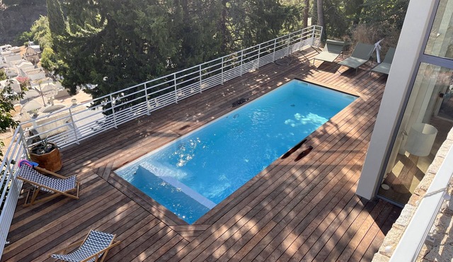 Ville de Charme Avec Piscine et vue Panoramique mer Montage