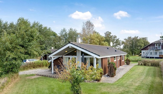 "Vincent" - 25m from the sea by Interhome