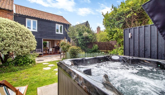 Vine Cottage - Walberswick