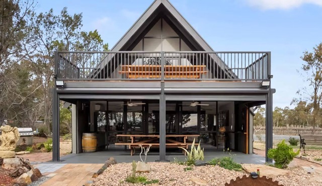 Vineyard Accommodation