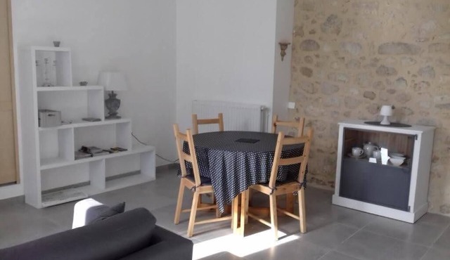 Vineyard apartment in the Bordeaux countryside