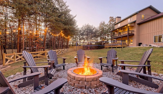 Vineyard Estate: Pickleball + Steps to Winery