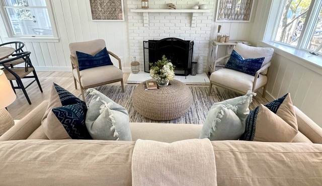 *Vineyard Vacation Retreat* -3 BR