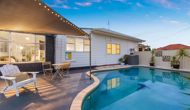 Vino Poolhouse – A Perfect Blend of Comfort and Style