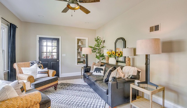 Vino Villa Wine Country Gem: Patio & Grill