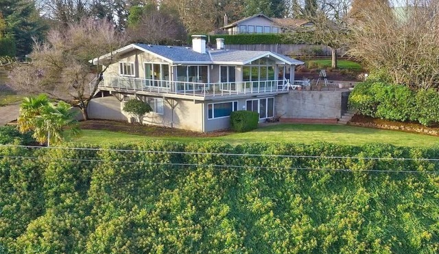 Vino Vista - Mid-Century Stunning Views w Deck