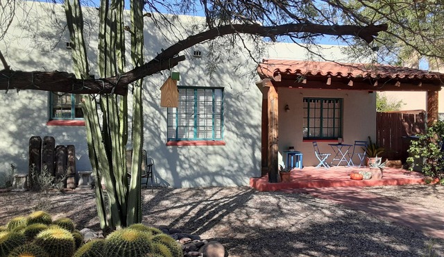 Vintage 1931 home in historic neighborhood just 1 block from UA, w/pool, views