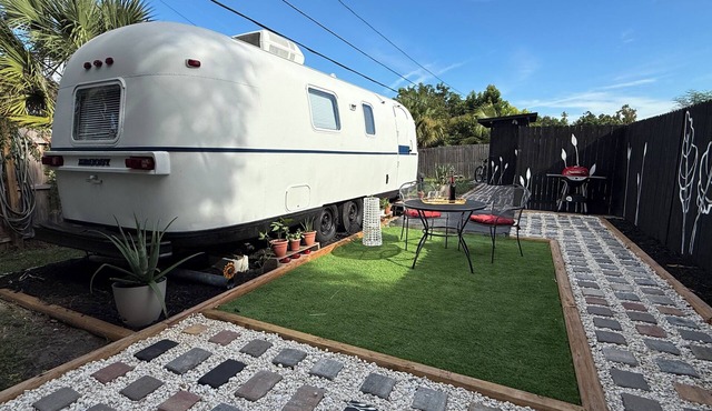 Vintage Airstream Argosy RV w Outdoor Shower · Near MCO & Attractions