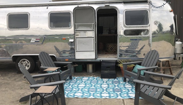 Vintage Airstream on Iconic Sugar Ridge Road