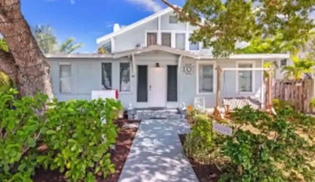 Vintage Coastal Cottage 7bed/3bathn