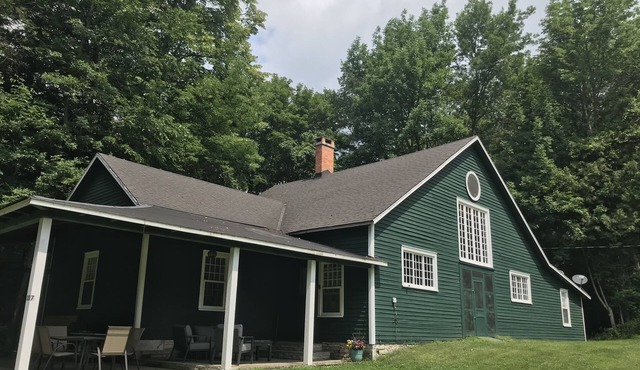 Vintage Cottage on Otsego Lake Golf Course, near Cooperstown