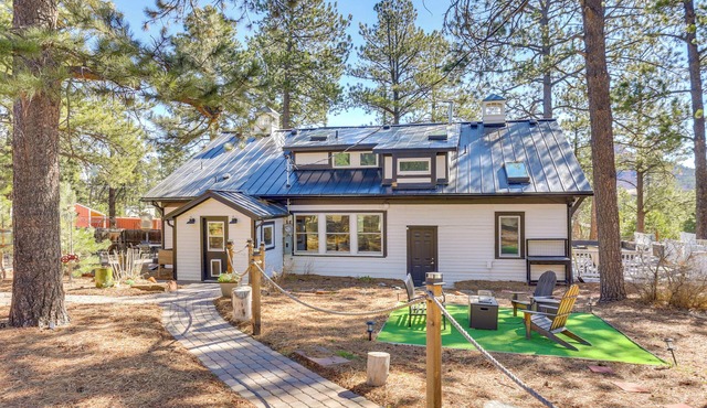 Vintage Farmhouse w/Hot Tub in Larkspur
