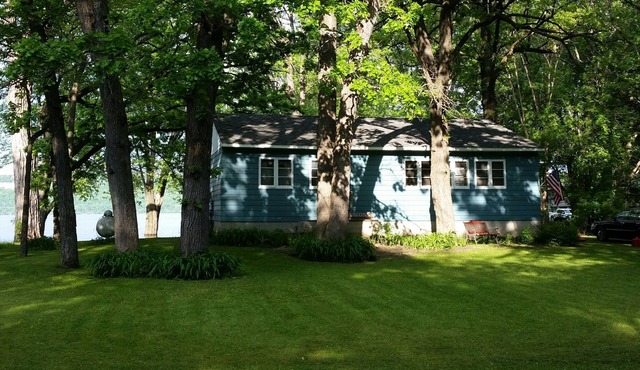 Vintage Lake Cottage On The Shores Of Lake Pepin