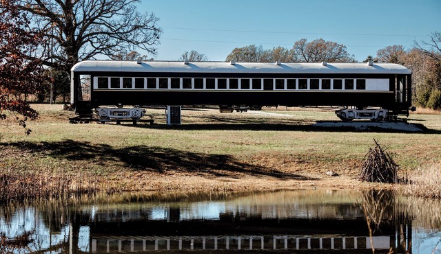 Vintage Luxury Railcar Retreat on 10 acres overlooking Pond