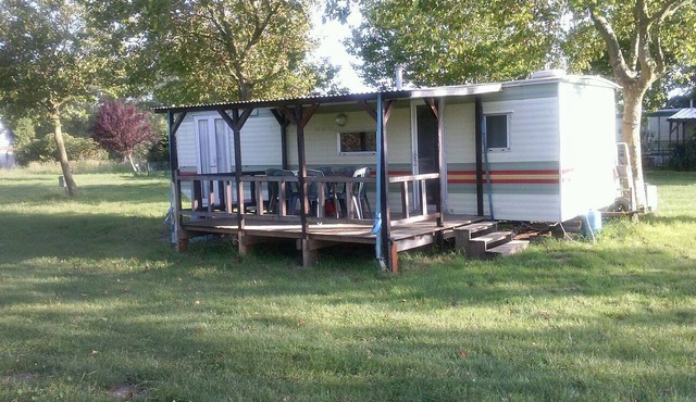 Vintage Mobile Home