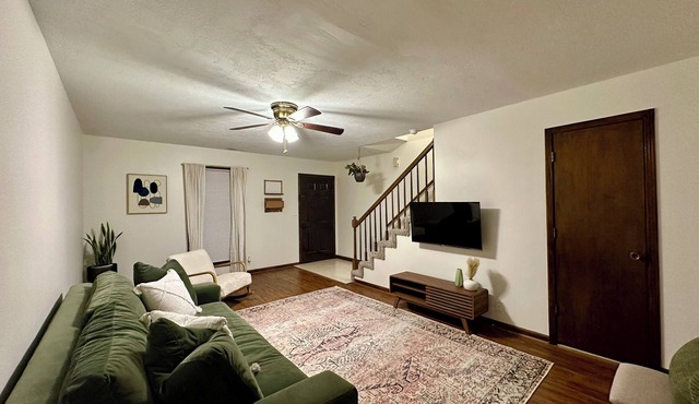Vintage modern/boho Gallatin townhome!