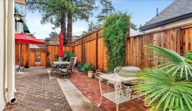 Vintage Retro 1BR Near Downtown Santa Rosa