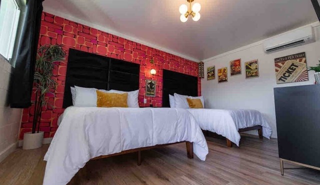 Vintage Sci-Fi Room #8 - 1960 Retro Motel