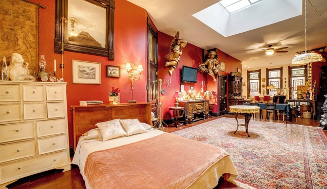 Vintage Studio in Historic Dtwn La Porte!