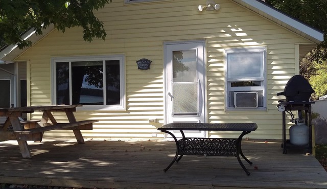 Vintage Upper Cormorant Lake Cabin