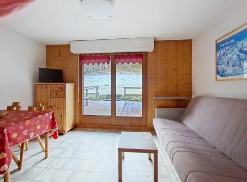 VIOLETTES VL2 TELECABINE & NATURE 4 Pers