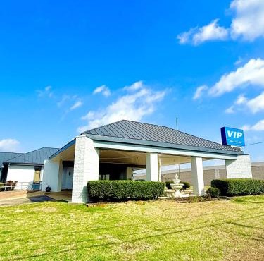 Vip inn and suites