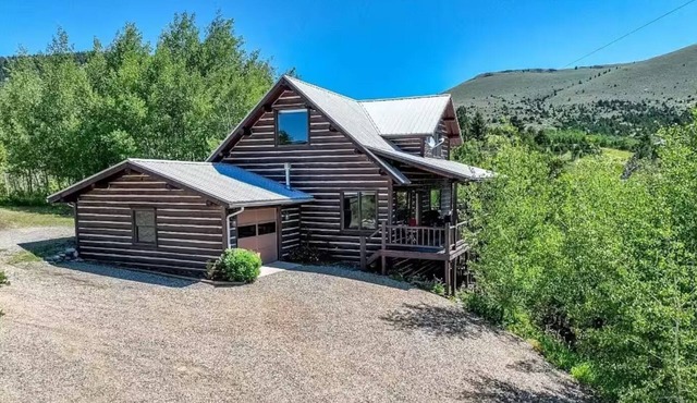 Virginia City Mountain Splendor