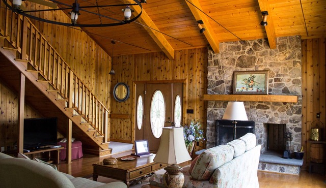Virginia Country Cottage - Your Home Away from Home