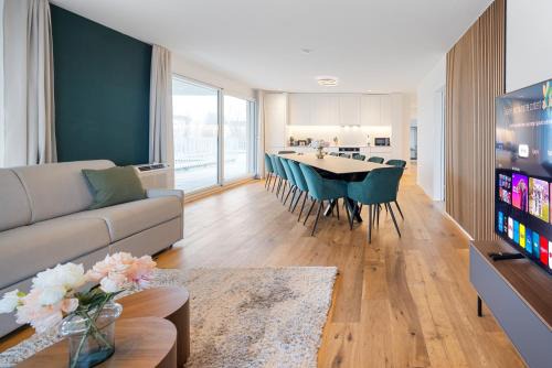 Visionary Hospitality Rothenburg, Lucerne - Premium Apartments with Free Parking, Washer, Kitchen, Terrace, Bus Stop, 15' City