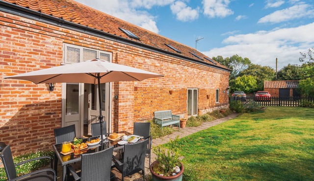 Visit England 4* Gold Self-Catering Holiday Cottage nr Norfolk Coast