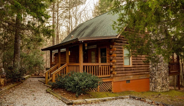 Visit Mountain Getaway for Valentine's Day! - Hot Tub - Fiber Wifi - Callaway