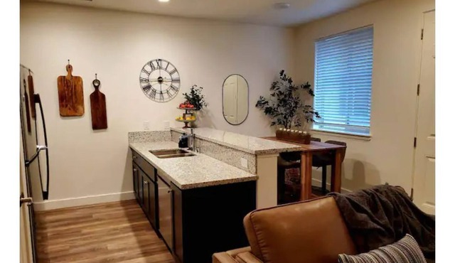 Visit Paradise 1/1 NEW Apt Home