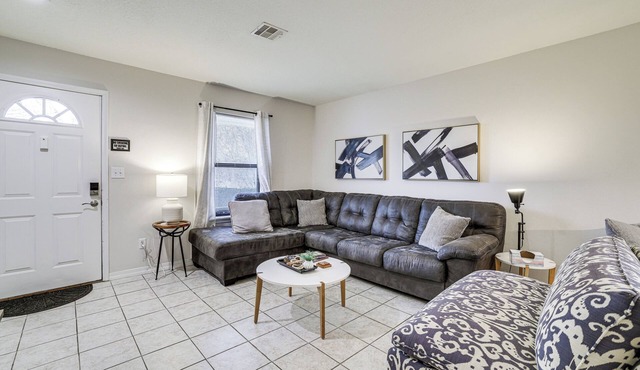 Visit Route 66! Pet-Friendly Joplin Gem w/Yard