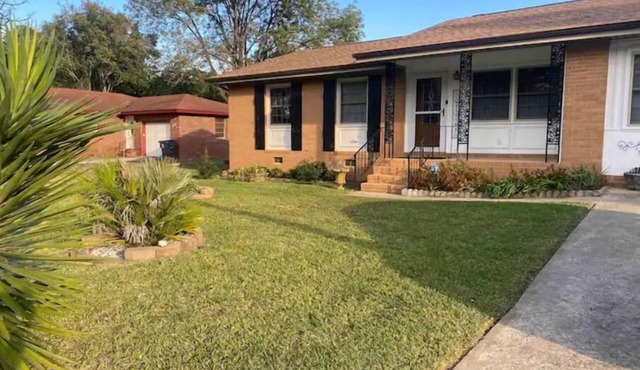 Visiting family need space? Enjoy our spacious & serene abode. Plenty of space!