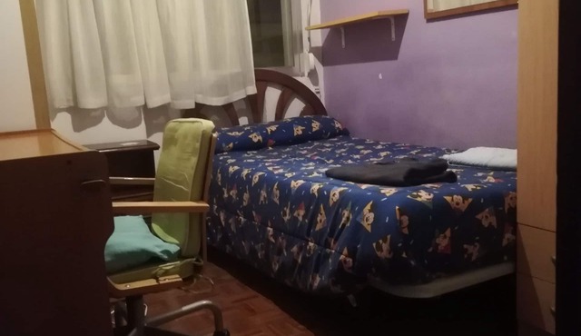 Vista Alegre Metro room available. WIFI