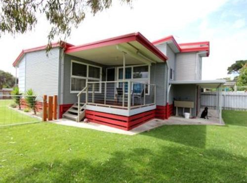 Vista Bloom Hideaway