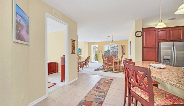 Vista Cay 3 Bed 2 BT Huge Upscale King WOW