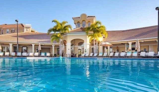 Vista Cay Resort, Next To Universal 821 3 Bedroom Townhouse