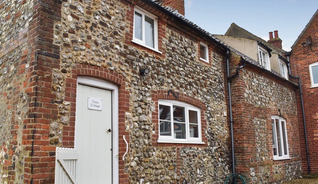 Vista Cottage - UK13205