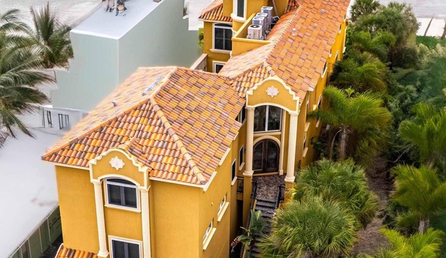 Vista del Mar Villa by GoldenCoastRentals