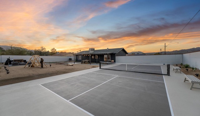 Vista del Valle 🌵 Pickleball + Pitch&Putt + Hot Tub + Pool