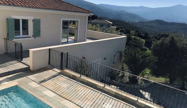 Vista luxury villa - Private pool - Panoramic view of Lake Padula