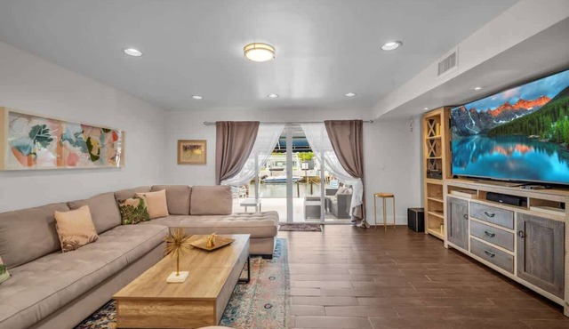 Vista Mar · Scenic 3BR Waterfront + Private Dock